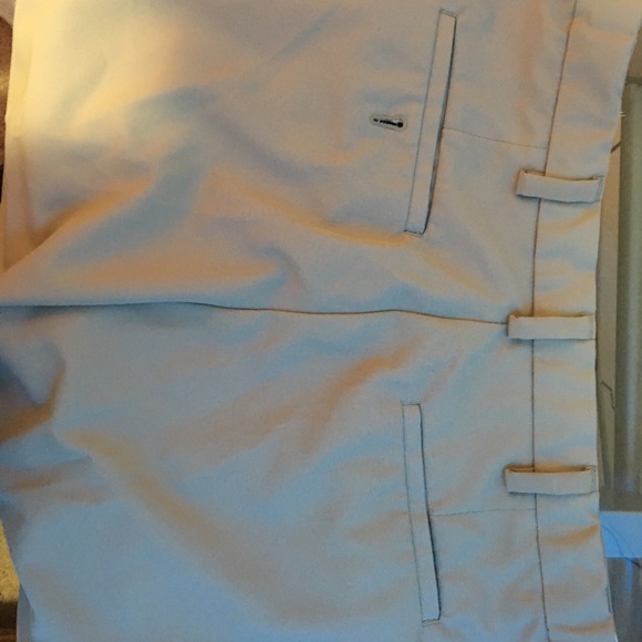 Haggar Khaki Mens Pants - Picture 3 of 4